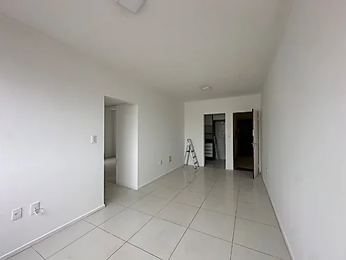 Apartamento em Roçado, São José
