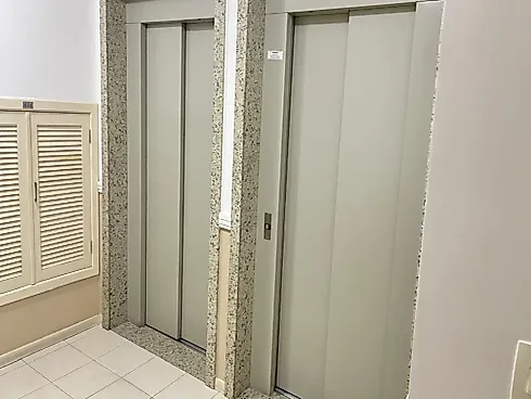 Thumbnail 28