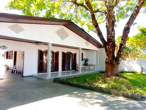 Casa com 2 suítes e 220 m² à venda - Guaratuba-PR