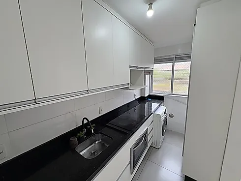 Apartamento 3 Dormitórios, Todo Reformado. Jardim Atlântico/Estreito - Apartamento em Jardim Atlântico, Florianópolis - Foto 2