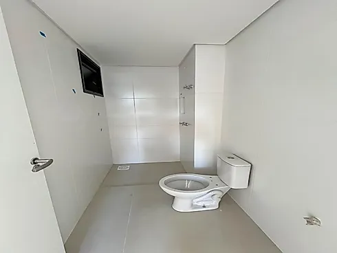 Apartamento 2 Dormitórios sendo 1 Suite no Kobrasol Ii - Foto 12