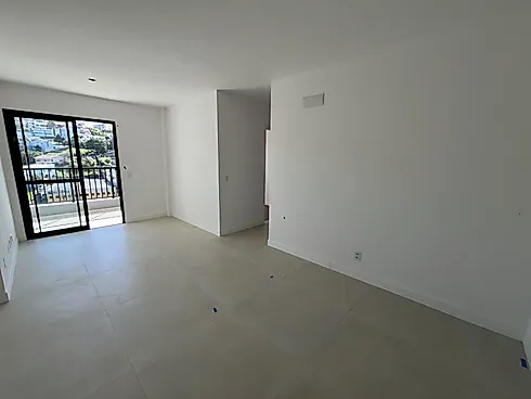 Apartamento 2 Dormitórios sendo 1 Suite no Kobrasol Ii - Foto 7
