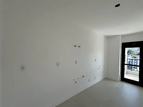 Apartamento 2 Dormitórios sendo 1 Suite no Kobrasol Ii - Foto 14