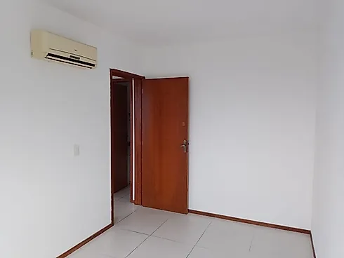 Apartamento 2 Dormitórios com Elevador e Garagem Coberta no Bairro Ipiranga – São José - Foto 9
