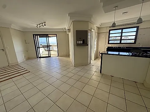 3 Dormitórios de Frente para Praia do Meio em Coqueiros - Apartamento em Coqueiros, Florianópolis - Foto 2