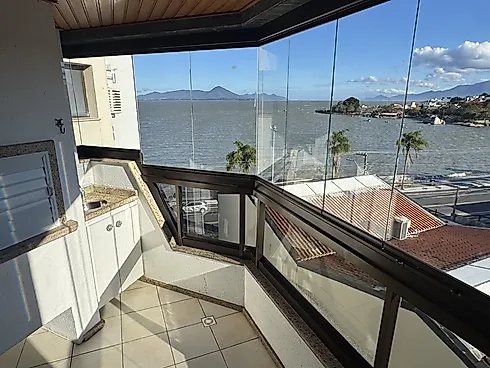 3 Dormitórios de Frente para Praia do Meio em Coqueiros - Apartamento em Coqueiros, Florianópolis - Foto 4