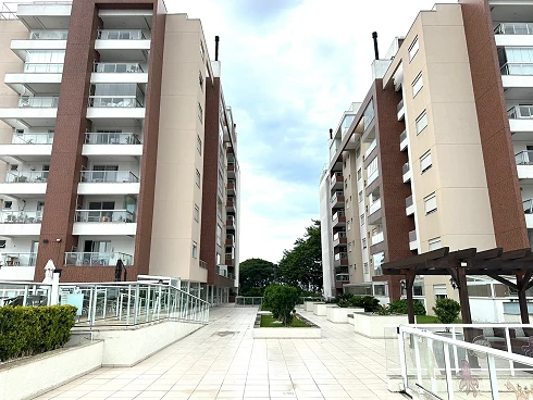 Apartamento com 3 quartos em Capoeiras, Florianópolis