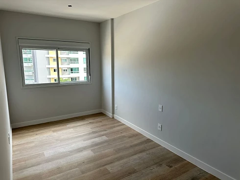 Apartamento 2 Dormitórios - Vista Beira Mar de Barreiros - Foto 13