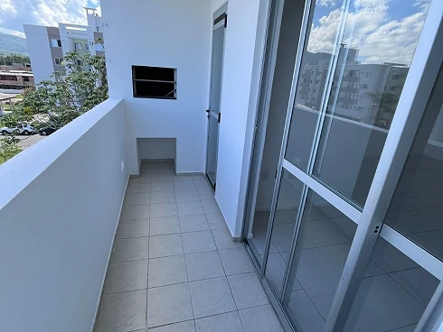 Apartamento em Sertão do Maruim, São José