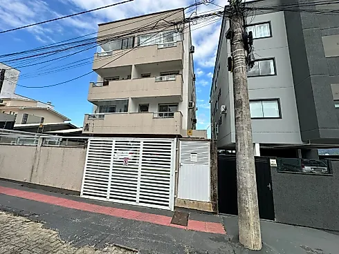 Apartamento em Serraria, São José