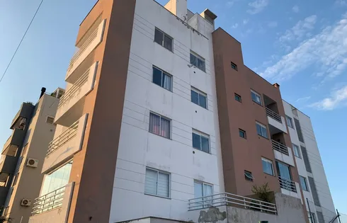 Apartamento com 2 quartos em Pedra Branca, Palhoça