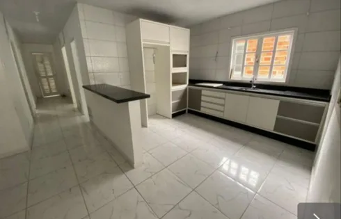 Casa com 3 quartos em Enseada de Brito, Palhoça