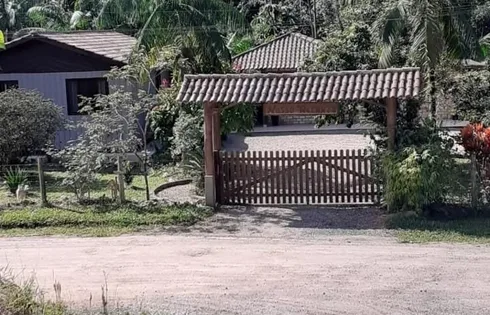 Sítio com 3 quartos em Sorocaba do Sul, Biguaçu