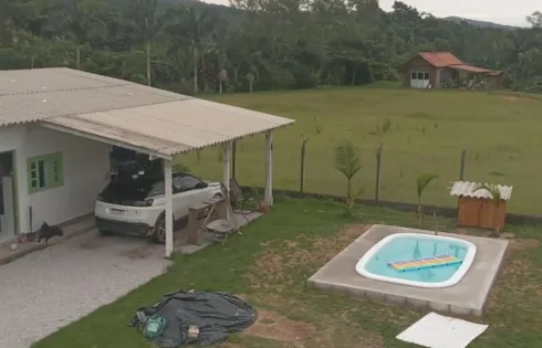 Casa com 2 quartos em Centro, Antônio Carlos