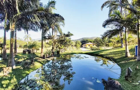 Sítio com 3 quartos em Fazendinha, Biguaçu