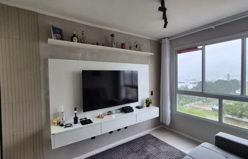 Apartamento com 2 quartos em Rio Caveiras, Biguaçu