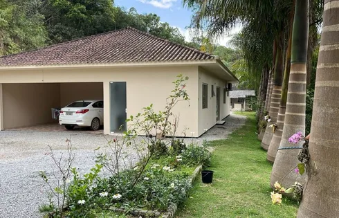 Sítio com 4 quartos em Centro, Antônio Carlos