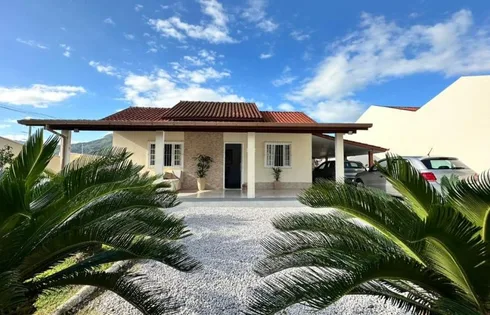 Casa com 2 quartos em Vendaval, Biguaçu