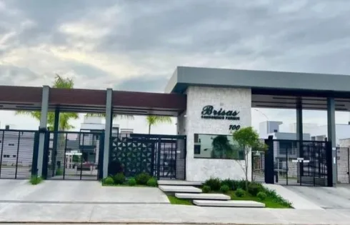 Casa com 3 quartos em Beira Rio, Biguaçu