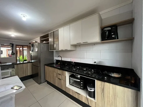 Casa Geminada 2 Quartos - Rio Caveiras