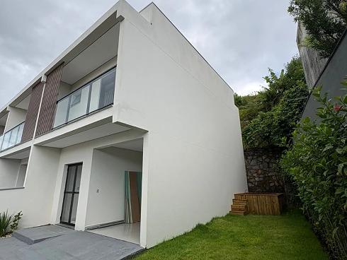 Sobrado Geminado 2 Quartos - Fazenda da Armação