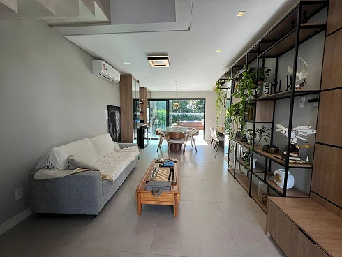 Casa em Beira Rio, Biguaçu