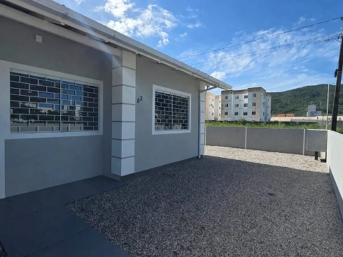 Casa geminada em São Sebastião, Palhoça