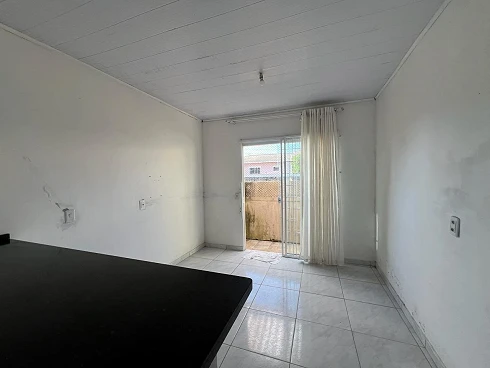Casa em Fundos, Biguaçu