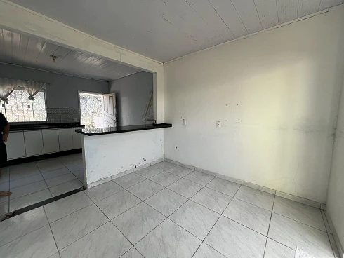 Casa em Fundos, Biguaçu