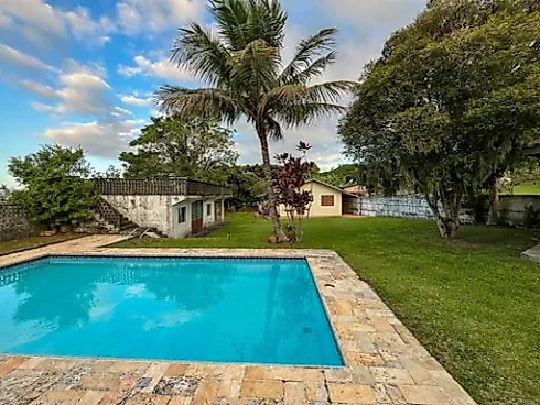 Casa em Ponta de Baixo, São José
