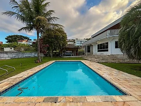 Casa em Ponta de Baixo, São José