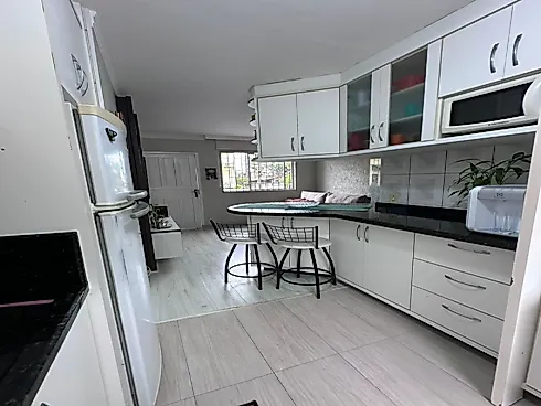 Fundos, Biguaçu