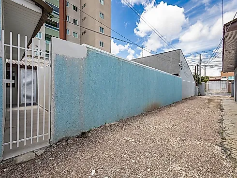 Kitnet Semimobiliado - 20m², Capão Raso - Foto 26