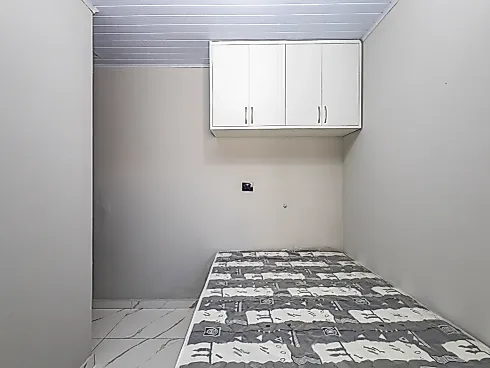 Kitnet Semimobiliado - 20m², Capão Raso - Foto 8