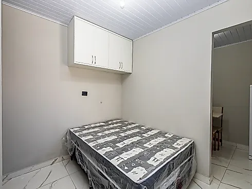 Kitnet Semimobiliado - 20m², Capão Raso - Foto 9