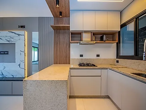 Sobrado com 3 Dormitórios à Venda, 140 m² por R$ 1.280.000,00 - Água Verde - Curitiba/PR - Foto 16