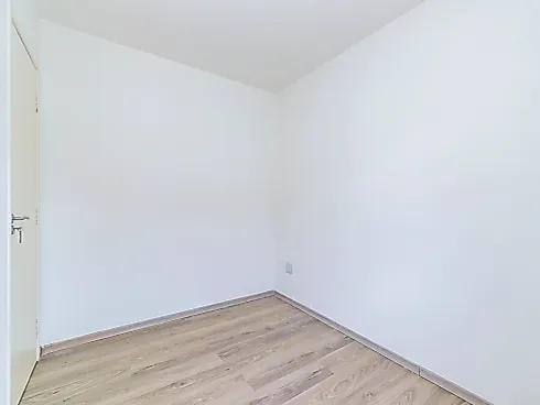 Apartamento para Locação, 3 Quartos no Uberaba, Curitiba, PR - Foto 12