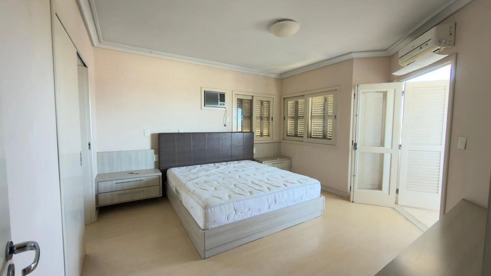 Casa em Comerciário, Criciúma