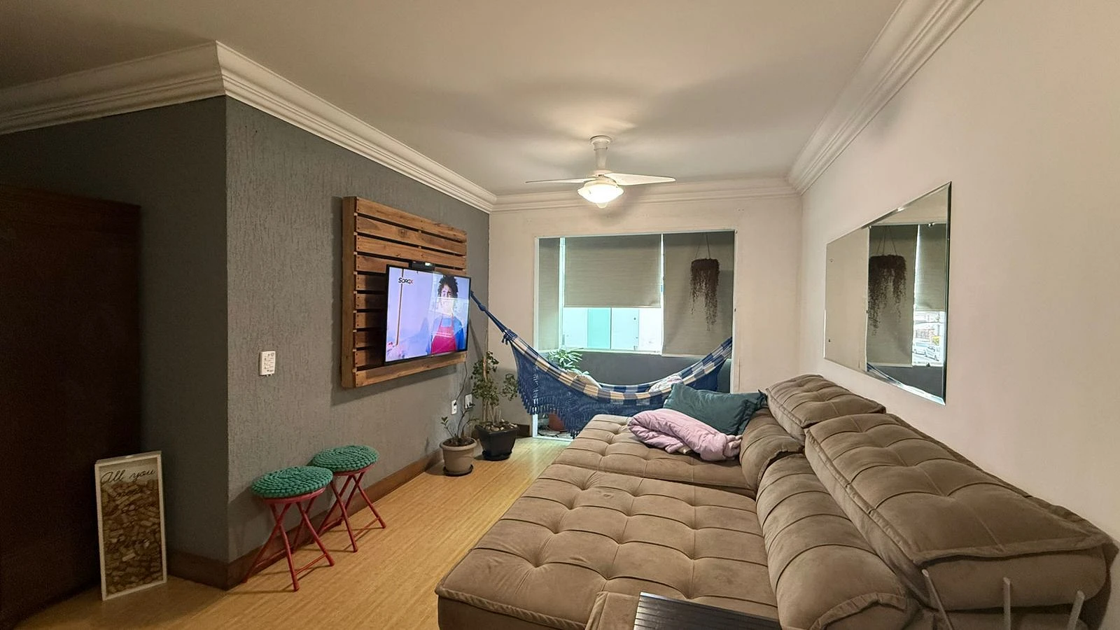 Apartamento em Comerciário, Criciúma