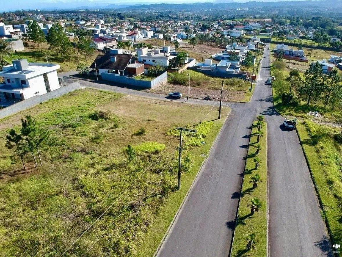 Terreno em Archimedes Naspolini, Criciúma