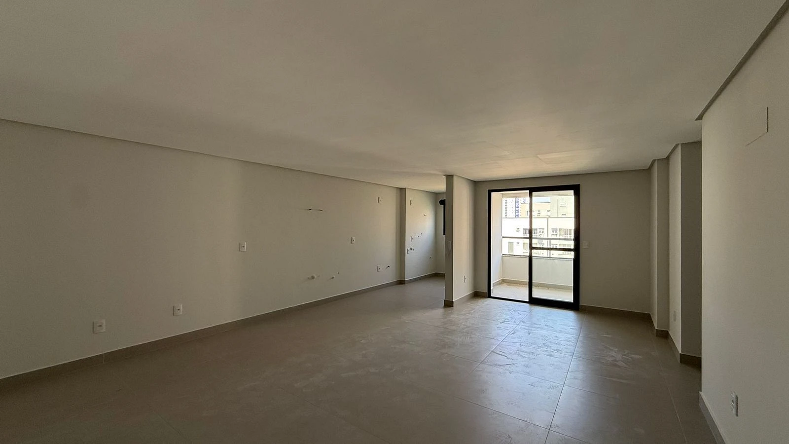 Apartamento em Comerciário, Criciúma