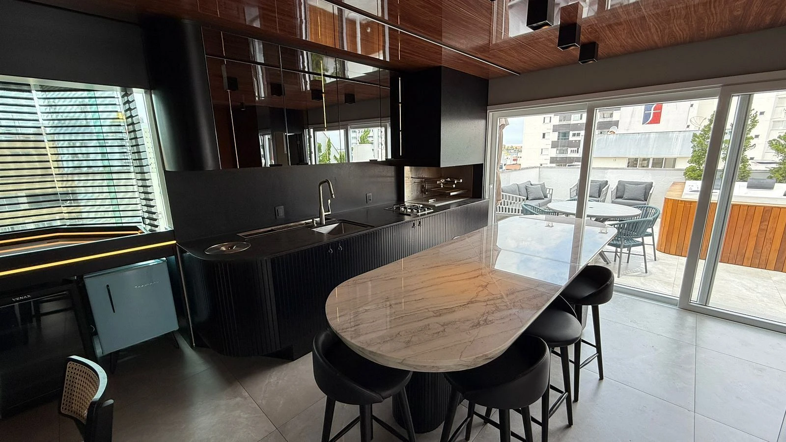 Apartamento em Comerciário, Criciúma