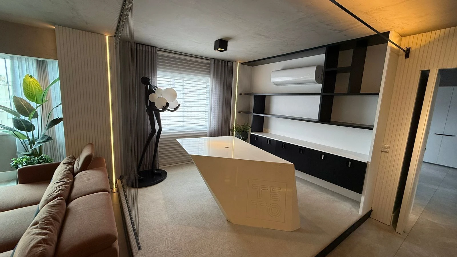 Apartamento em Comerciário, Criciúma