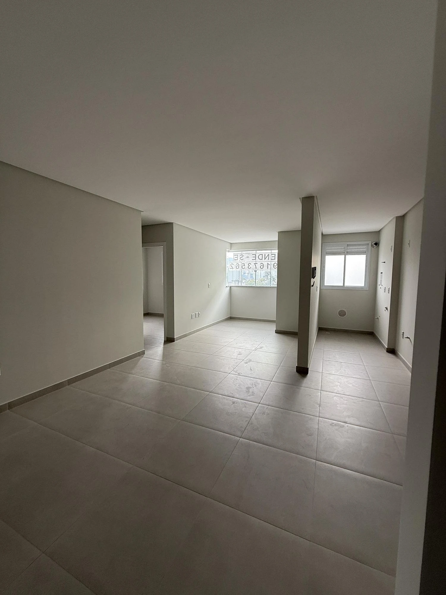 Apartamento em Comerciário, Criciúma