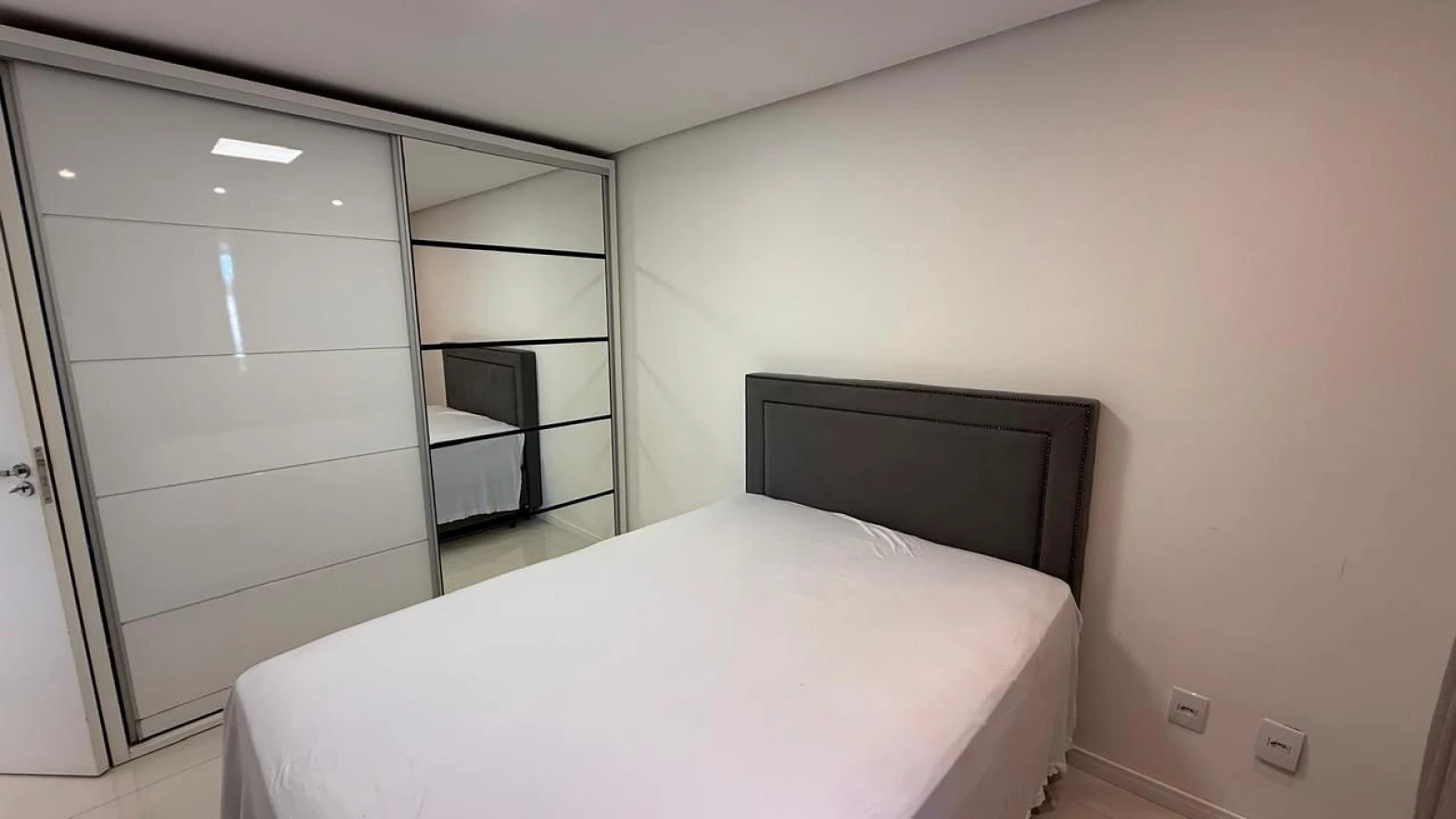 Casa em Primeira Linha, Criciúma