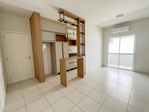 Apartamento Semi Mobiliado com Suíte e Sacada com Churrasqueira - Foto 6