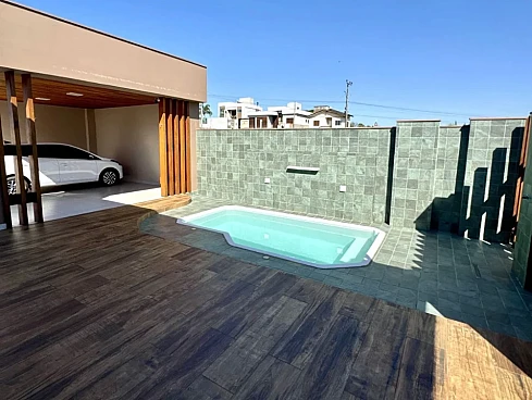 Casa em Içara, Pres. Vargas