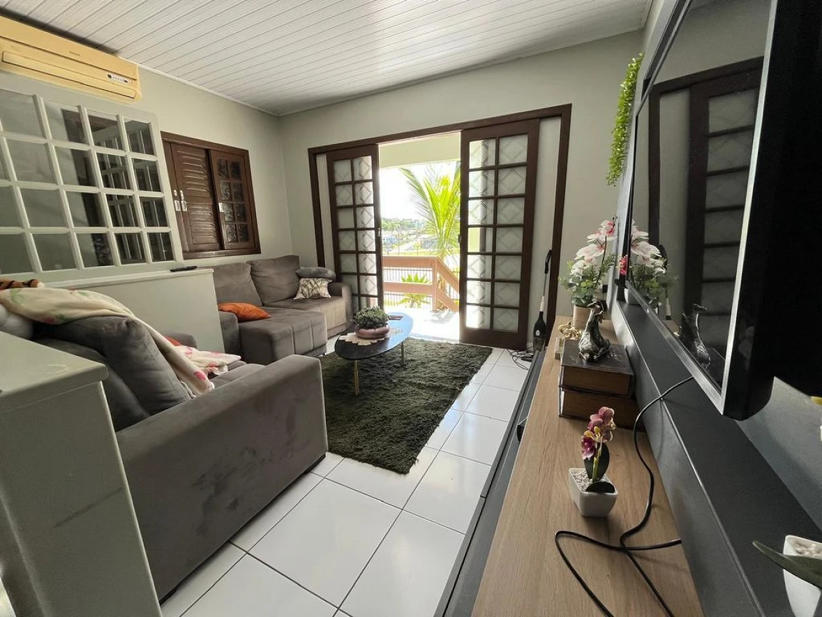 Casa em Morro Estevão, Criciúma