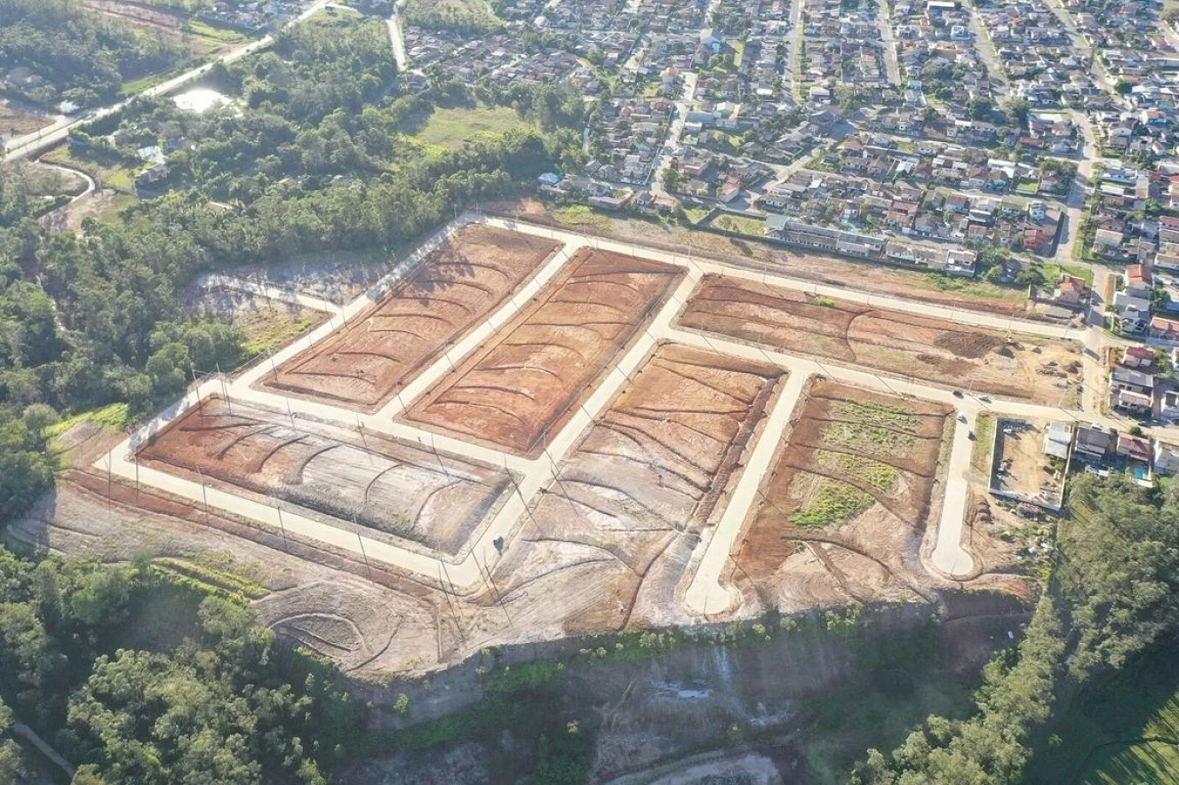 Terreno em Rio Maina, Criciúma