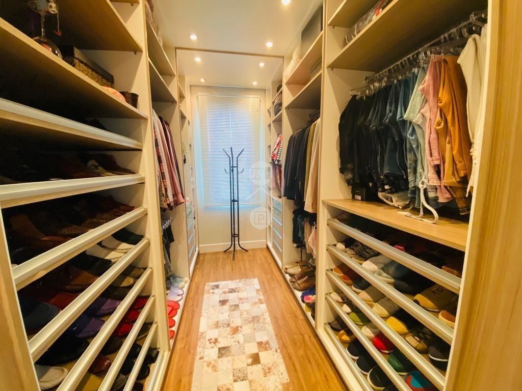 Casa em Pedra Branca, Palhoça. 4 quartos, 395m². Imagem 10 de 14